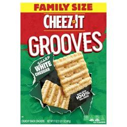 Cheez-It Grooves Sharp White Cheddar Crispy Cracker Chips