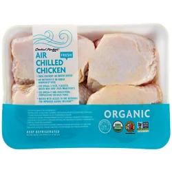 Central Market Organic Air Chilled Bone In Chicken Thighs