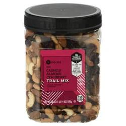 SE Grocers Cashew Cranberry Almond Trail Mix